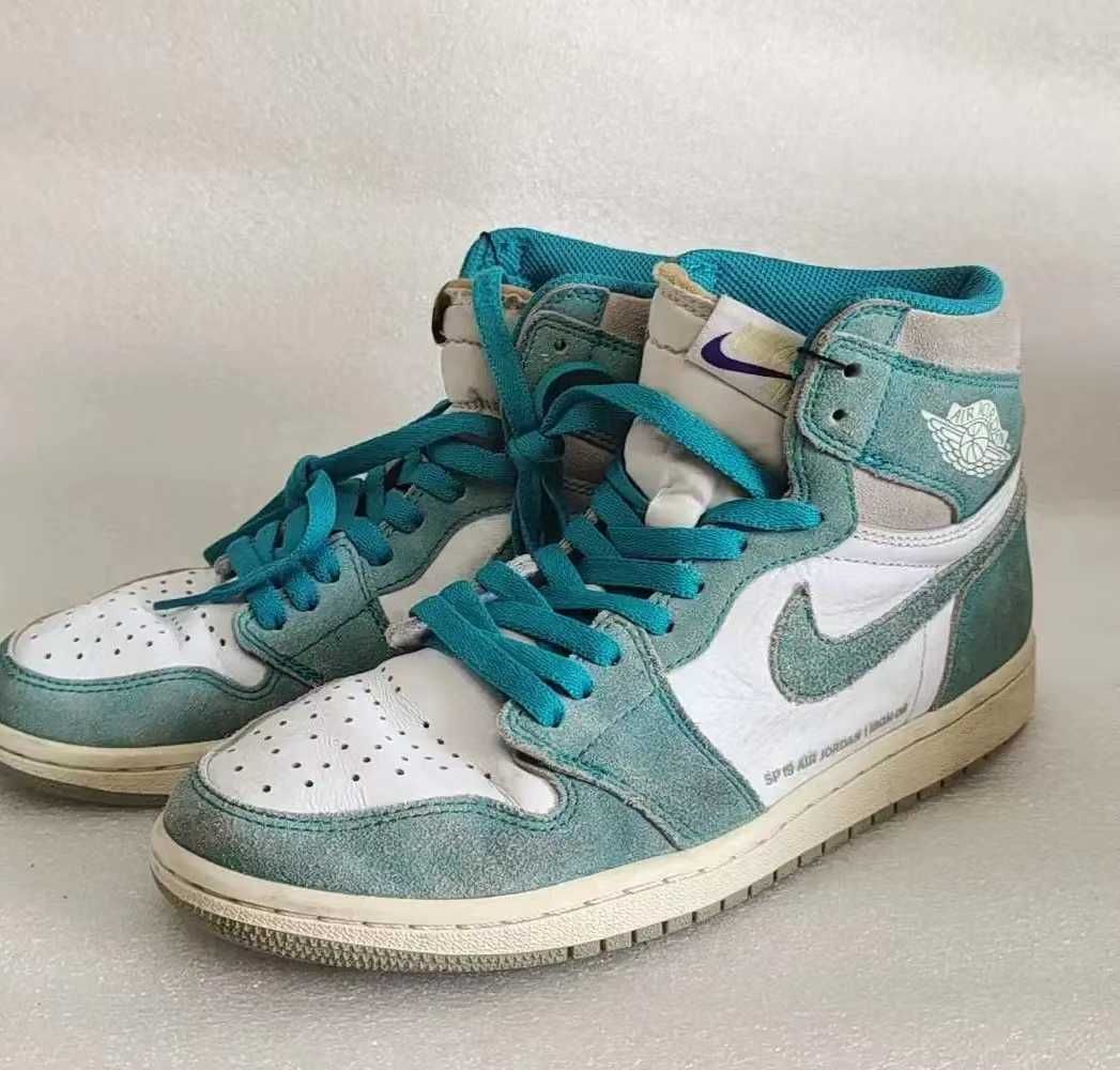 Nike Air Jordan 1 Retro High OG "Turbo Green"