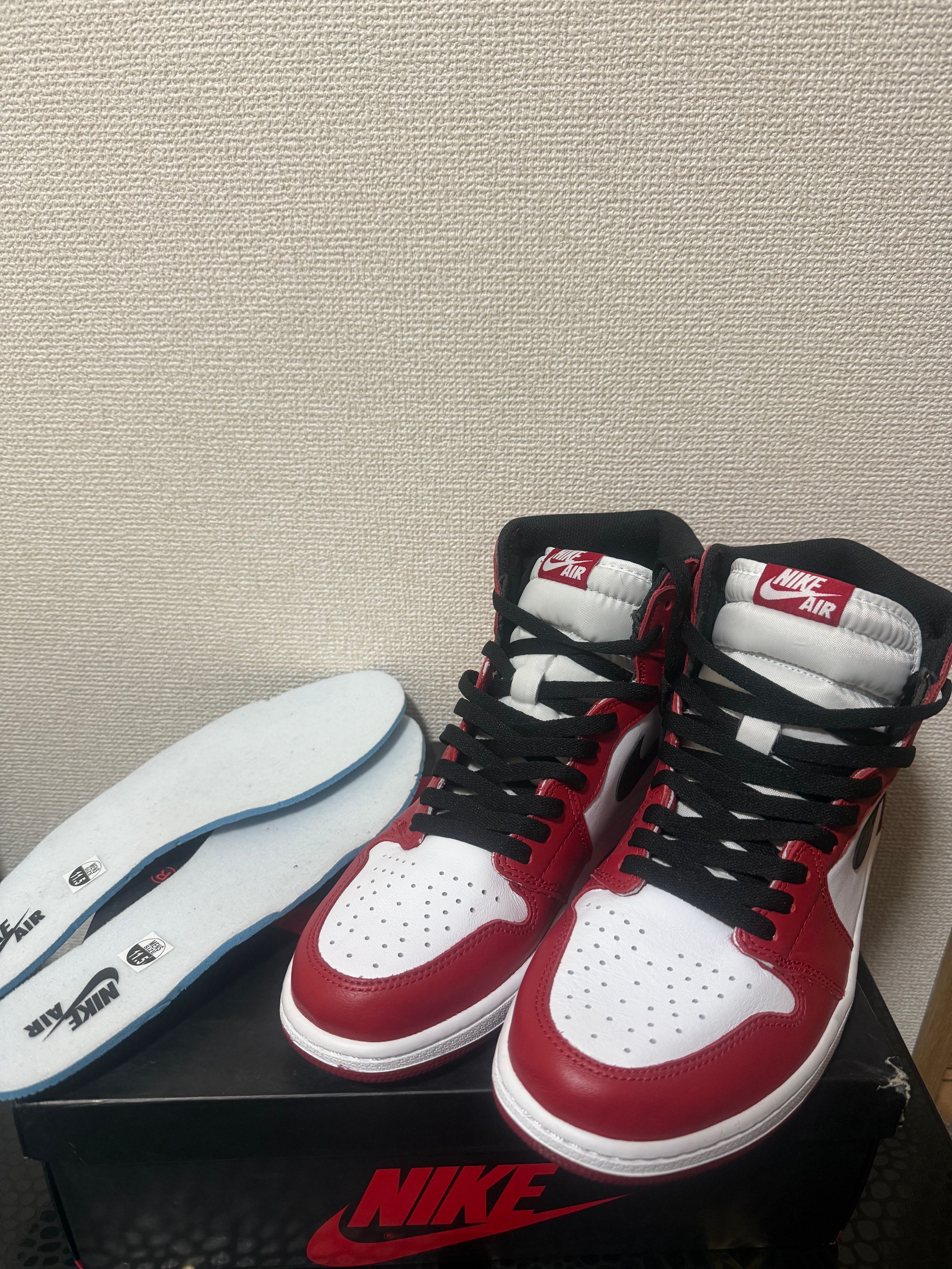 Nike Air Jordan 1 Retro High "Chicago" (2015)