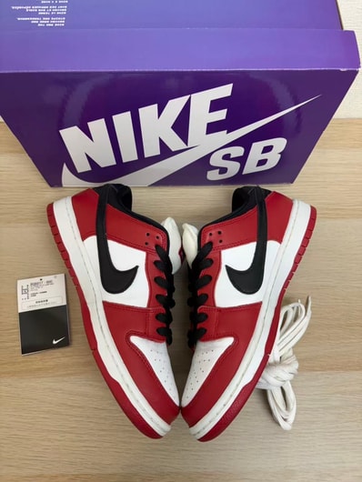 Nike SB Dunk Low Pro "J-Pack Chicago/Varsity Red and White"