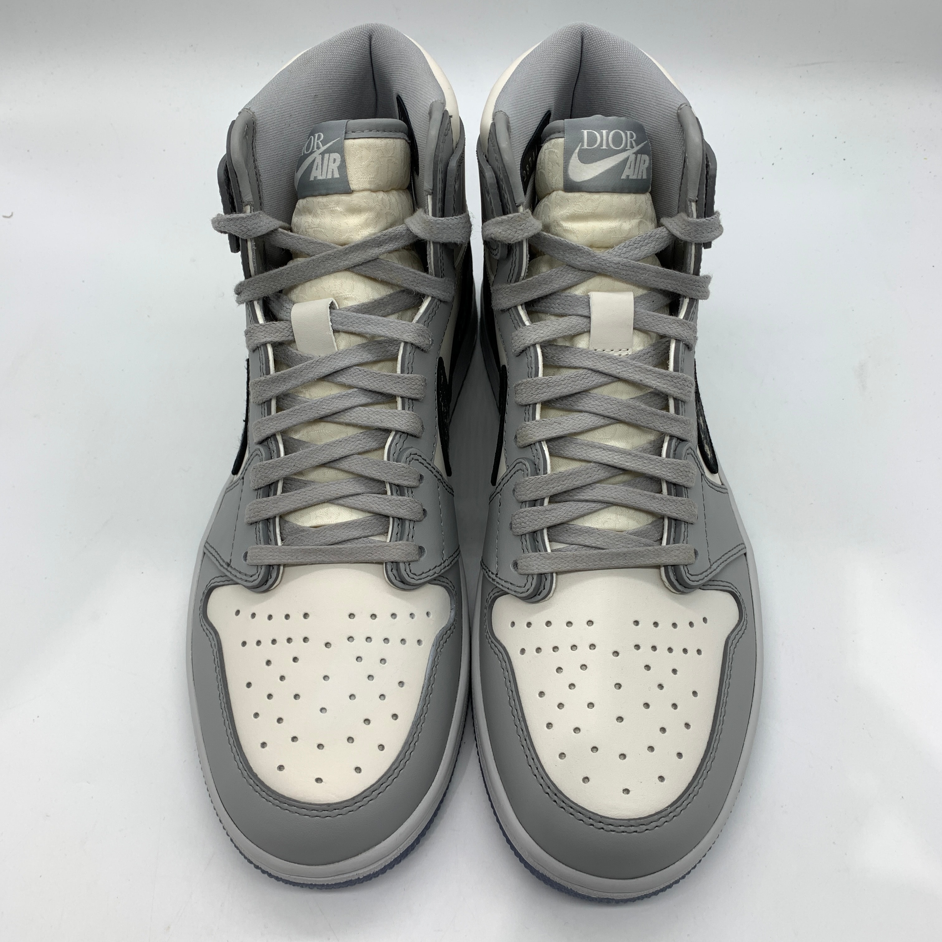 Dior × Nike Air Jordan 1 High OG "DIOR"