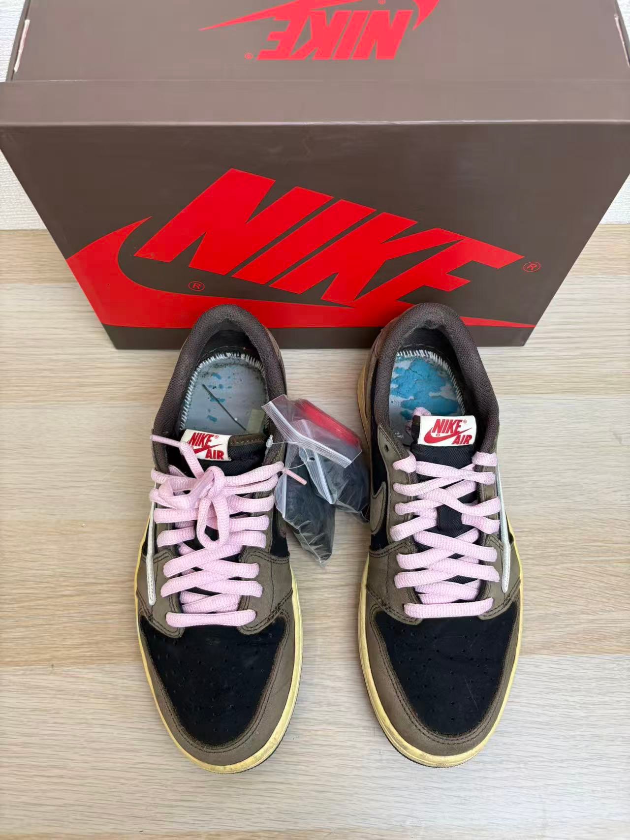 Travis Scott × Nike Air Jordan 1 Low OG SP-T  "Black/Dark Mocha"