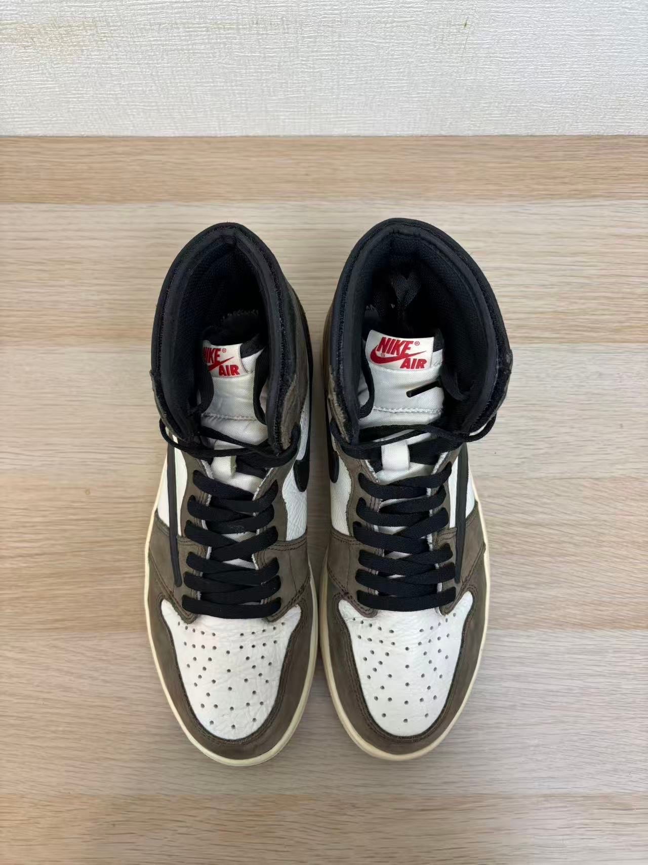Travis Scott × Nike Air Jordan 1 Retro High OG TS SP "Sail/Dark Mocha"