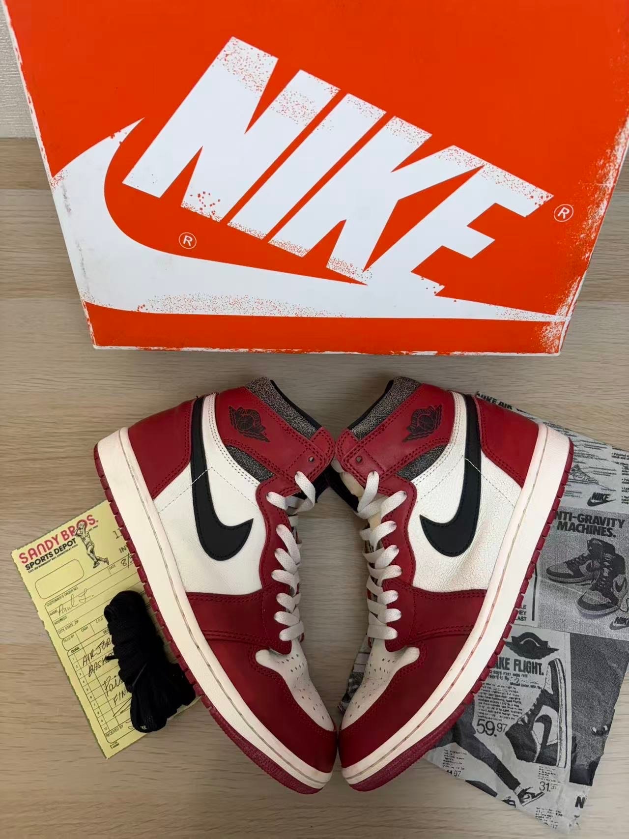 Nike Air Jordan 1 High OG "Lost & Found/Chicago"