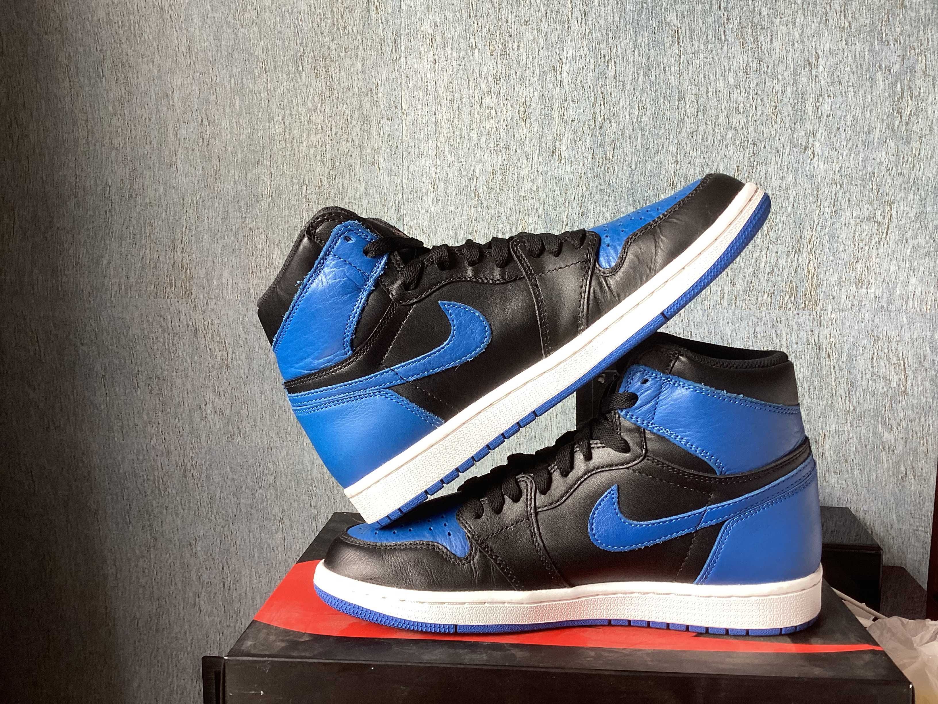 Nike Air Jordan 1 Retro High OG "Royal" (2017)