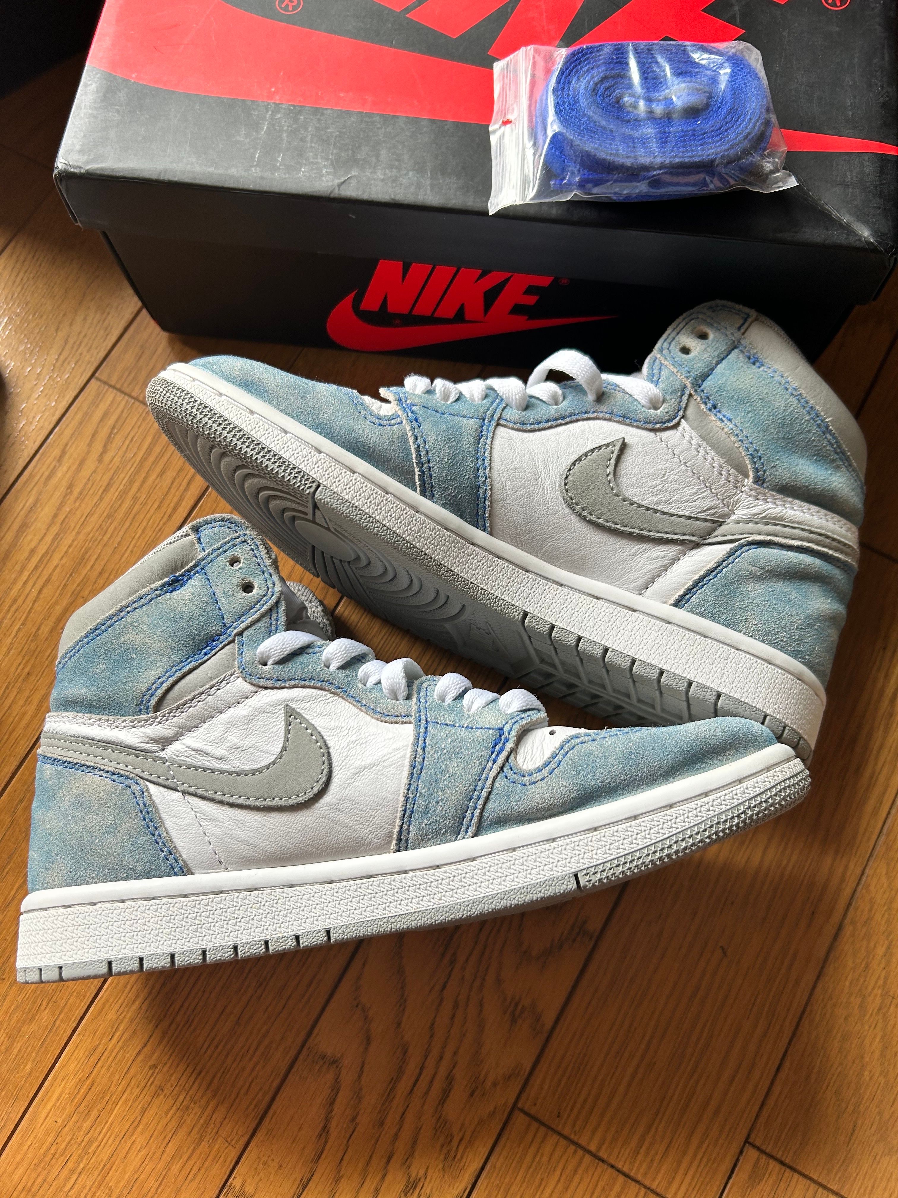Nike Air Jordan 1 High OG "Hyper Royal"