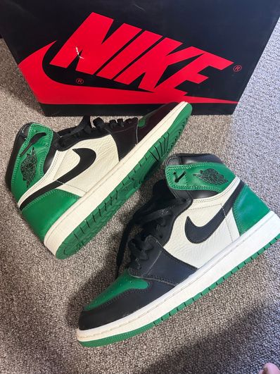 Nike Air Jordan 1 Retro High OG "Pine Green"(2018)