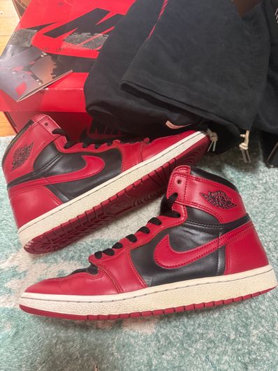 Nike Air Jordan 1 High ’85 "Varsity Red"