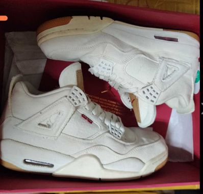 NIKE × LEVI’S AIR JORDAN 4 "WHITE DENIM"(タグ:LEVIS®)