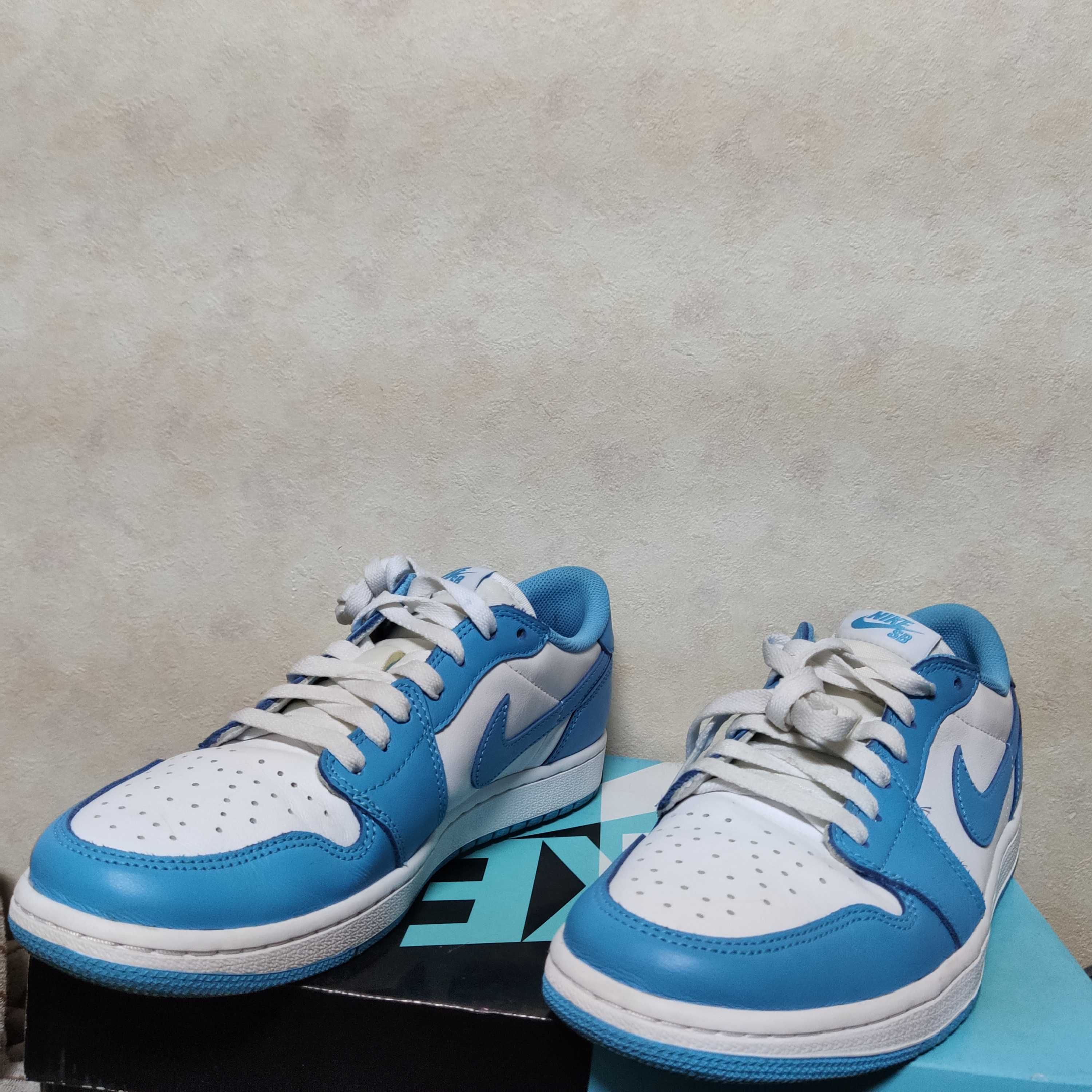 Nike SB Air Jordan 1 Low "UNC" 