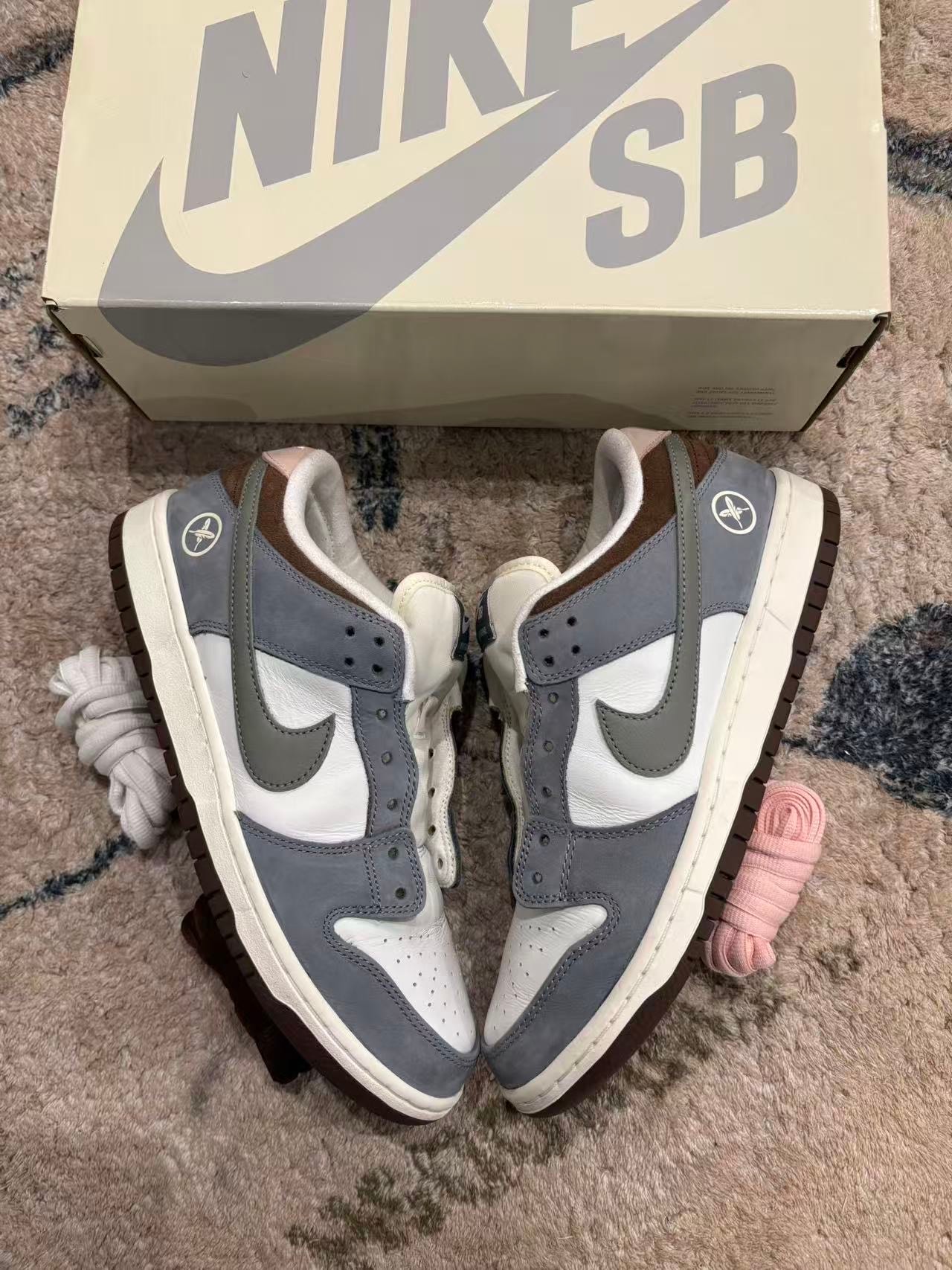 堀米 雄斗(Yuto Horigome) × Nike SB Dunk Low Pro QS "Wolf Grey"