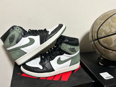 Nike Air Jordan 1 Retro High "Clay Green"