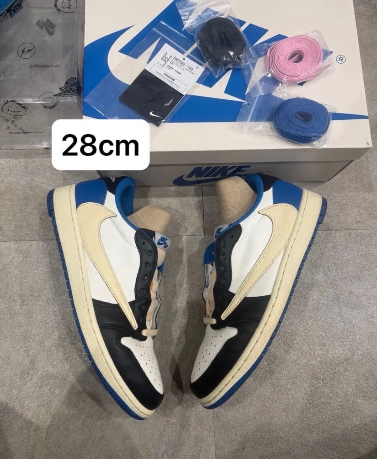 Travis Scott × fragment design × Nike Air Jordan 1 Low OG SP "Military Blue"