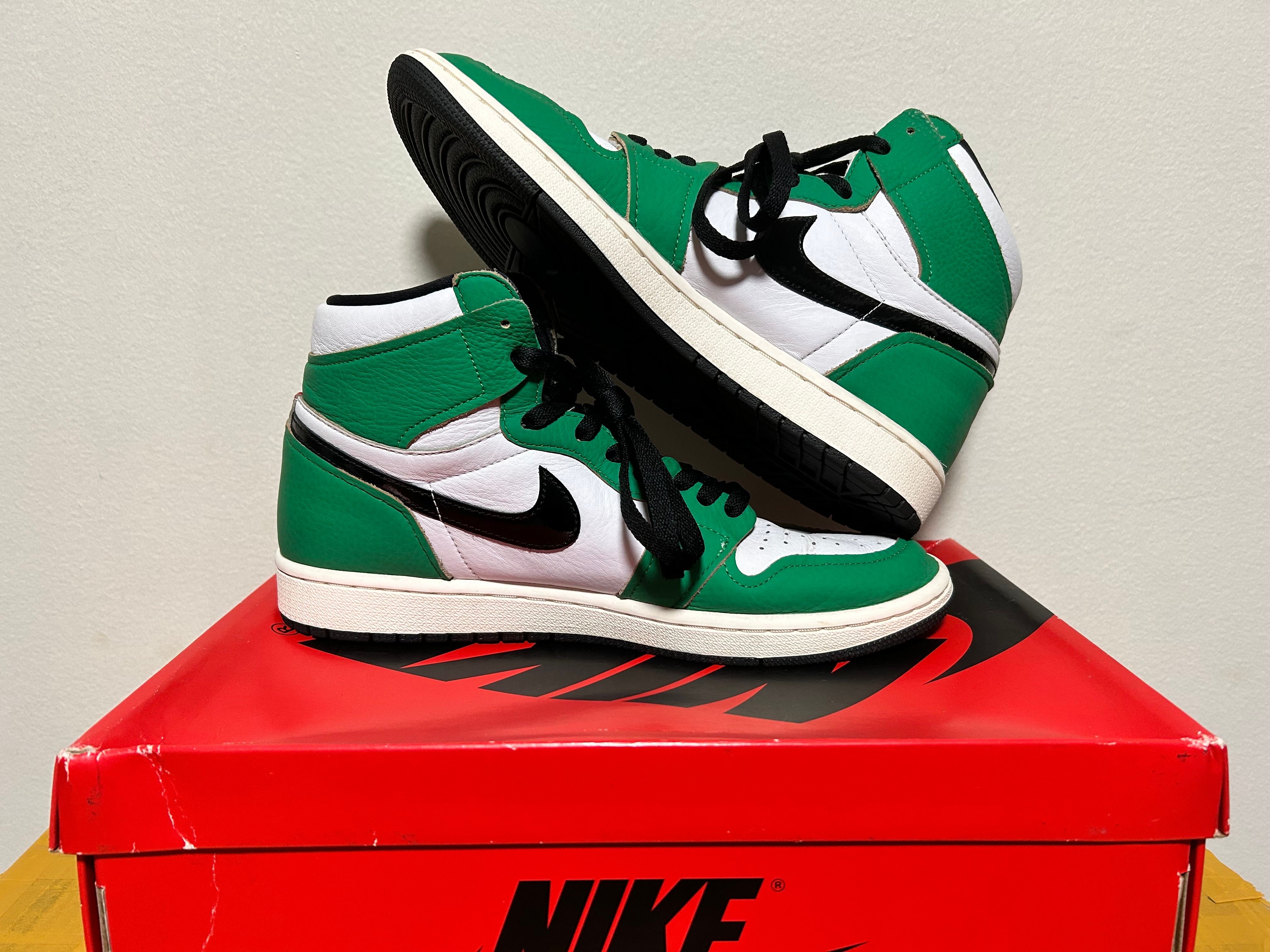 Nike Women's Air Jordan 1 High OG "Lucky Green/White-Sail-Black"