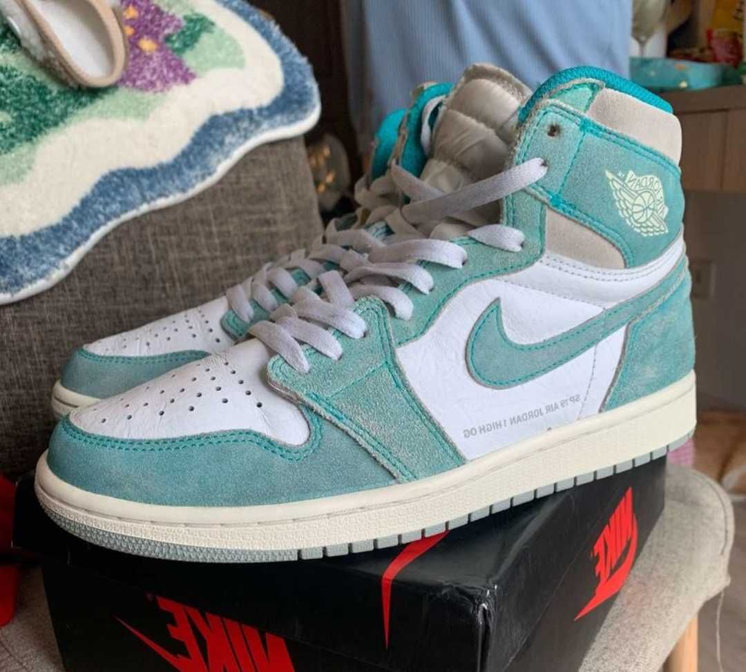 Nike Air Jordan 1 Retro High OG "Turbo Green"