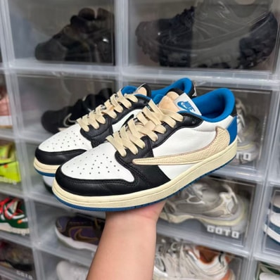Travis Scott × fragment design × Nike Air Jordan 1 Low OG SP "Military Blue"