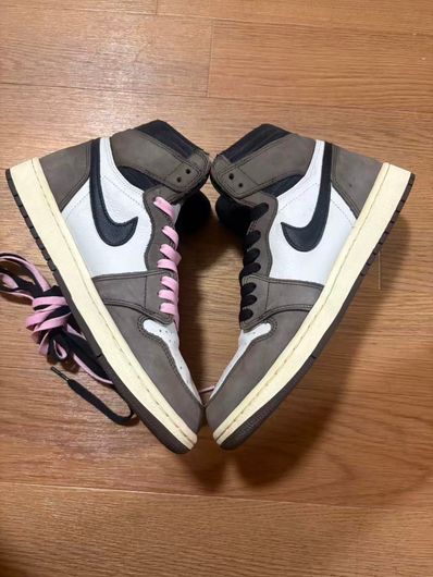 Travis Scott × Nike Air Jordan 1 Retro High OG TS SP "Sail/Dark Mocha"