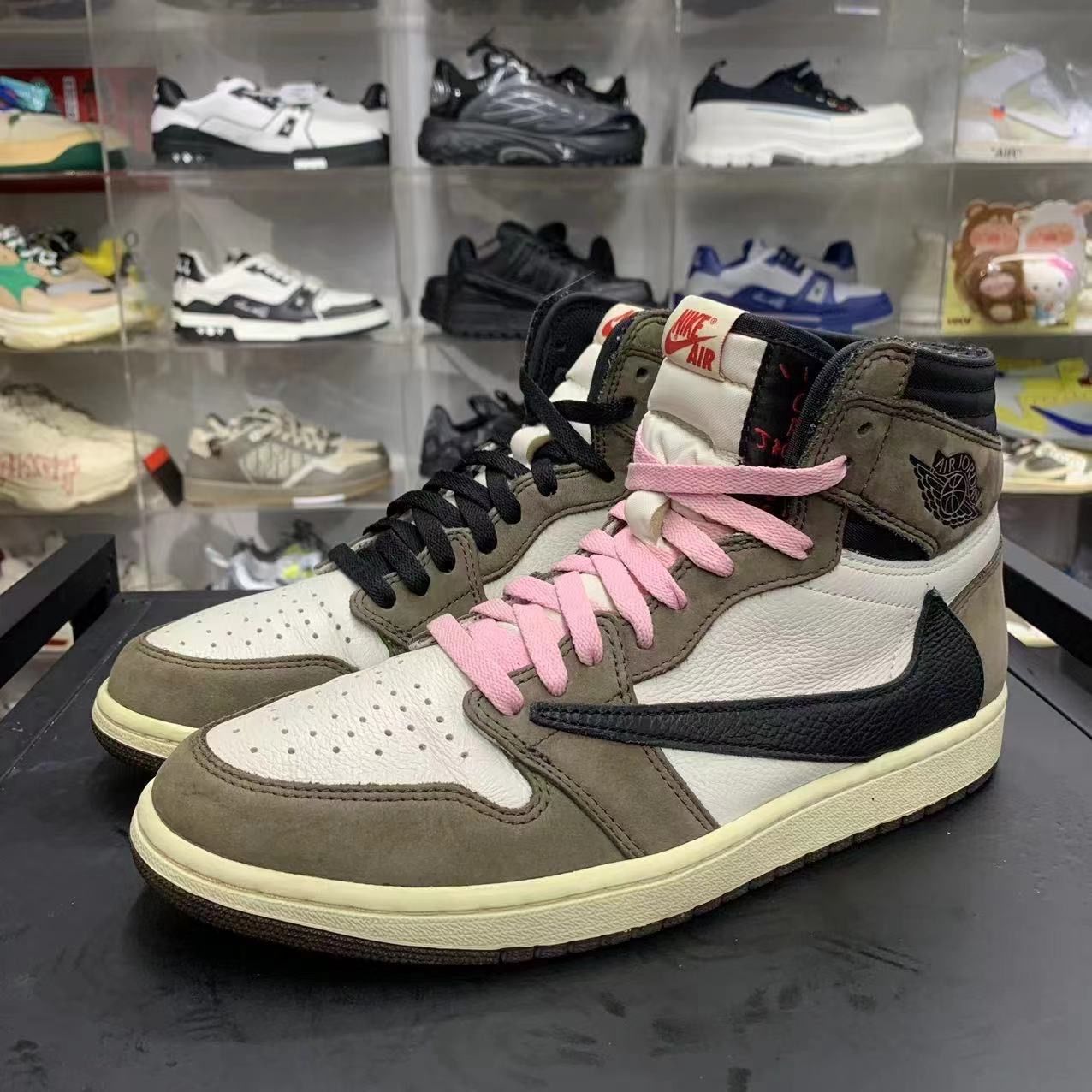 Travis Scott × Nike Air Jordan 1 Retro High OG TS SP "Sail/Dark Mocha"