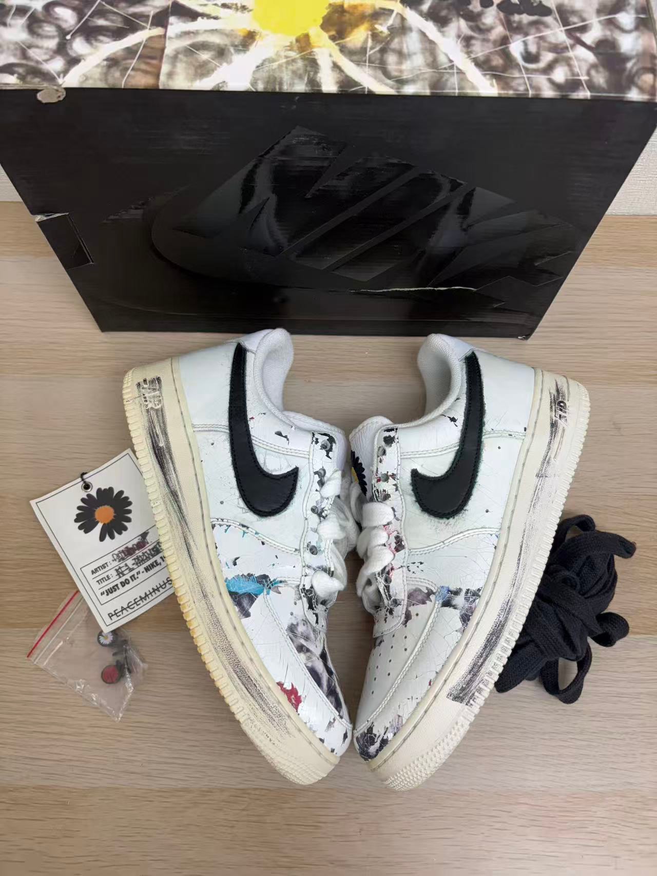 PEACEMINUSONE × Nike Air Force 1 Low "Para-noise/White/Black" / G-DRAGON