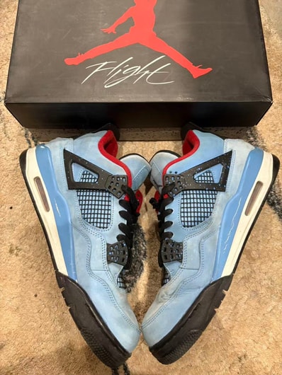 Travis Scott × Nike Air Jordan 4 Retro Cactus Jack "University Blue"