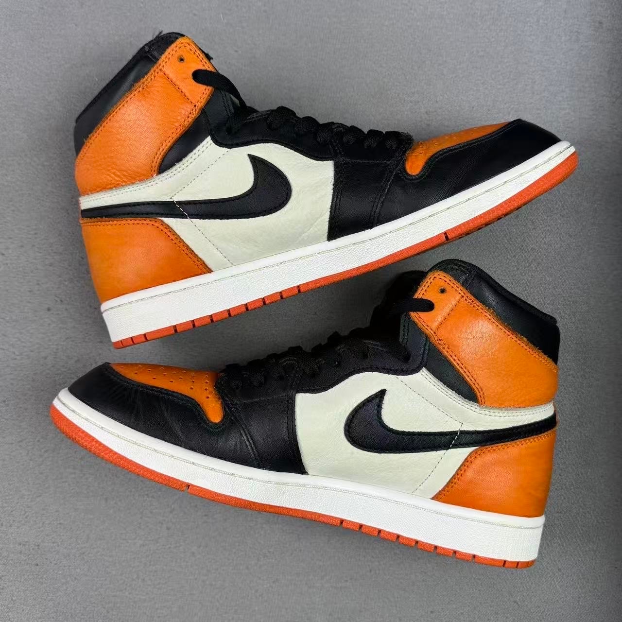 ナイキ エアジョーダン1 レトロ ハイ OG "シャッタードバックボード" (2015)