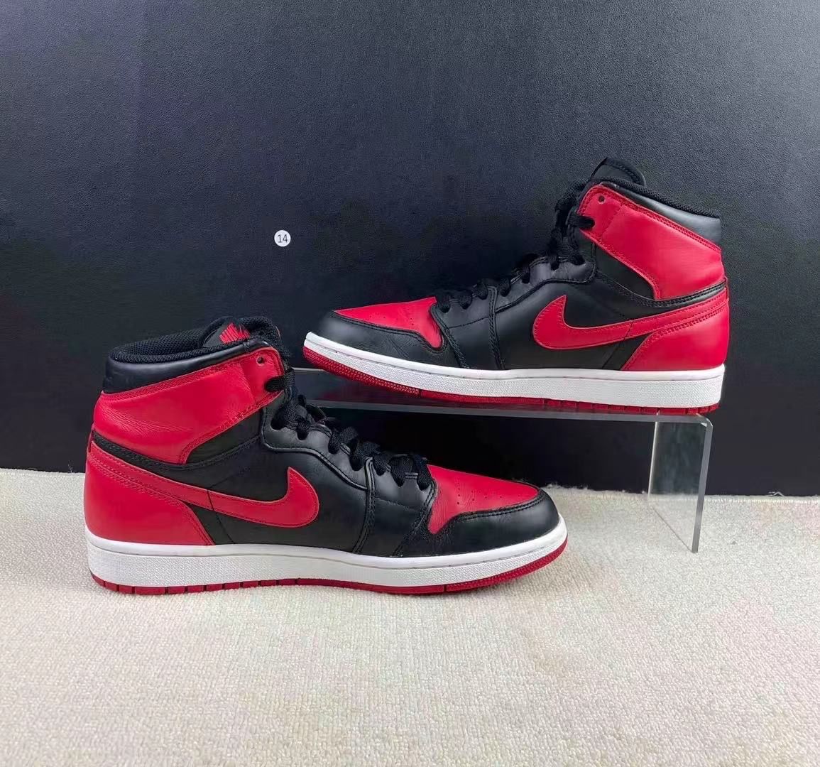 Nike Air Jordan 1 Retro High OG "Bred" (2013)