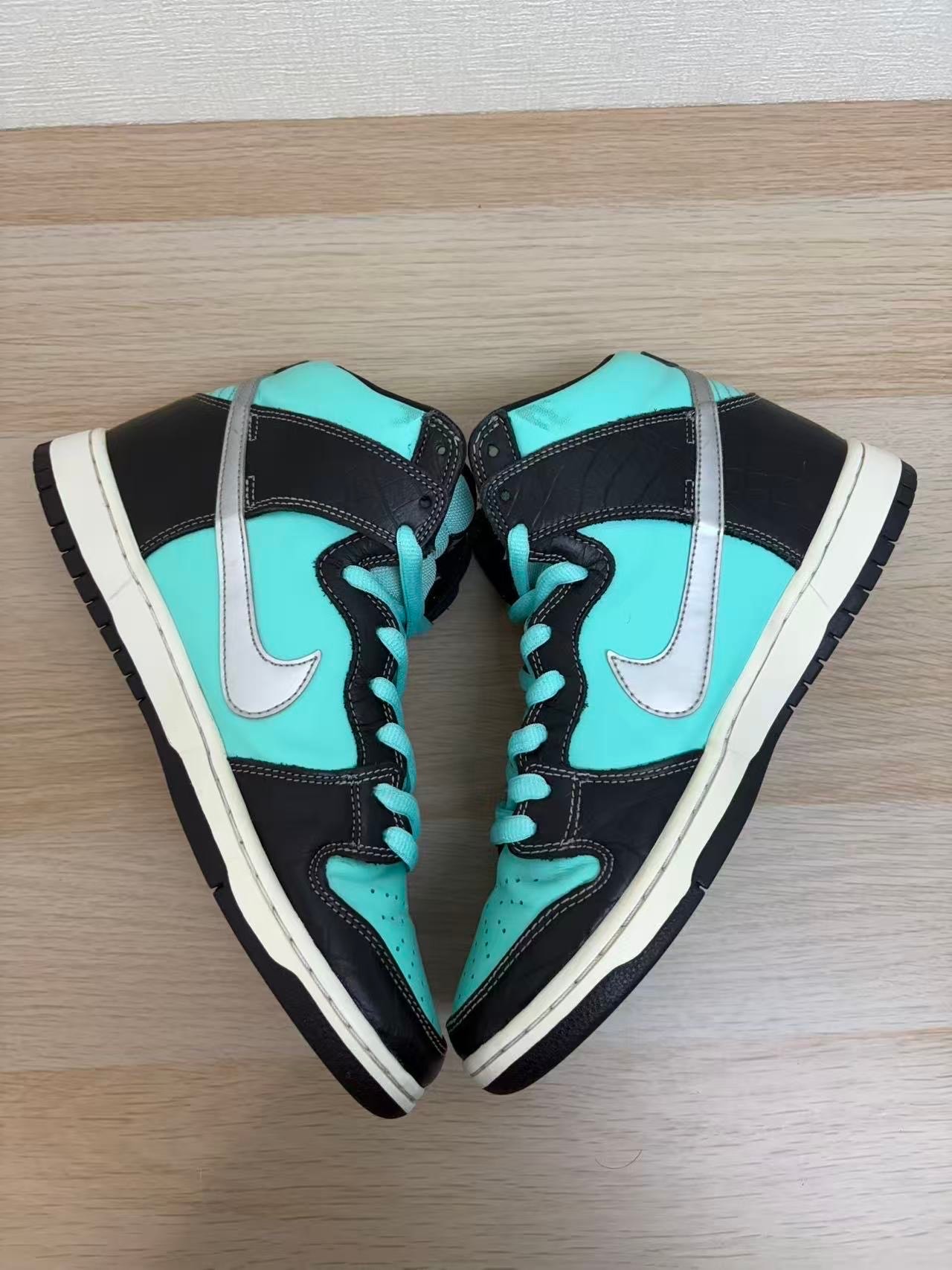 Diamond Supply × Nike SB Dunk High "Tiffany"