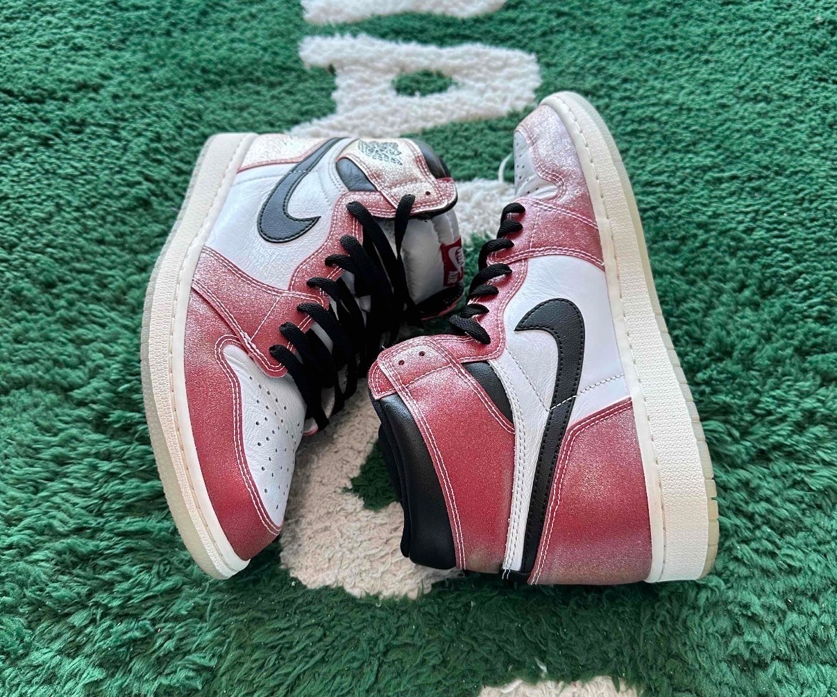Trophy Room × Nike Air Jordan 1 Retro High OG "Chicago"