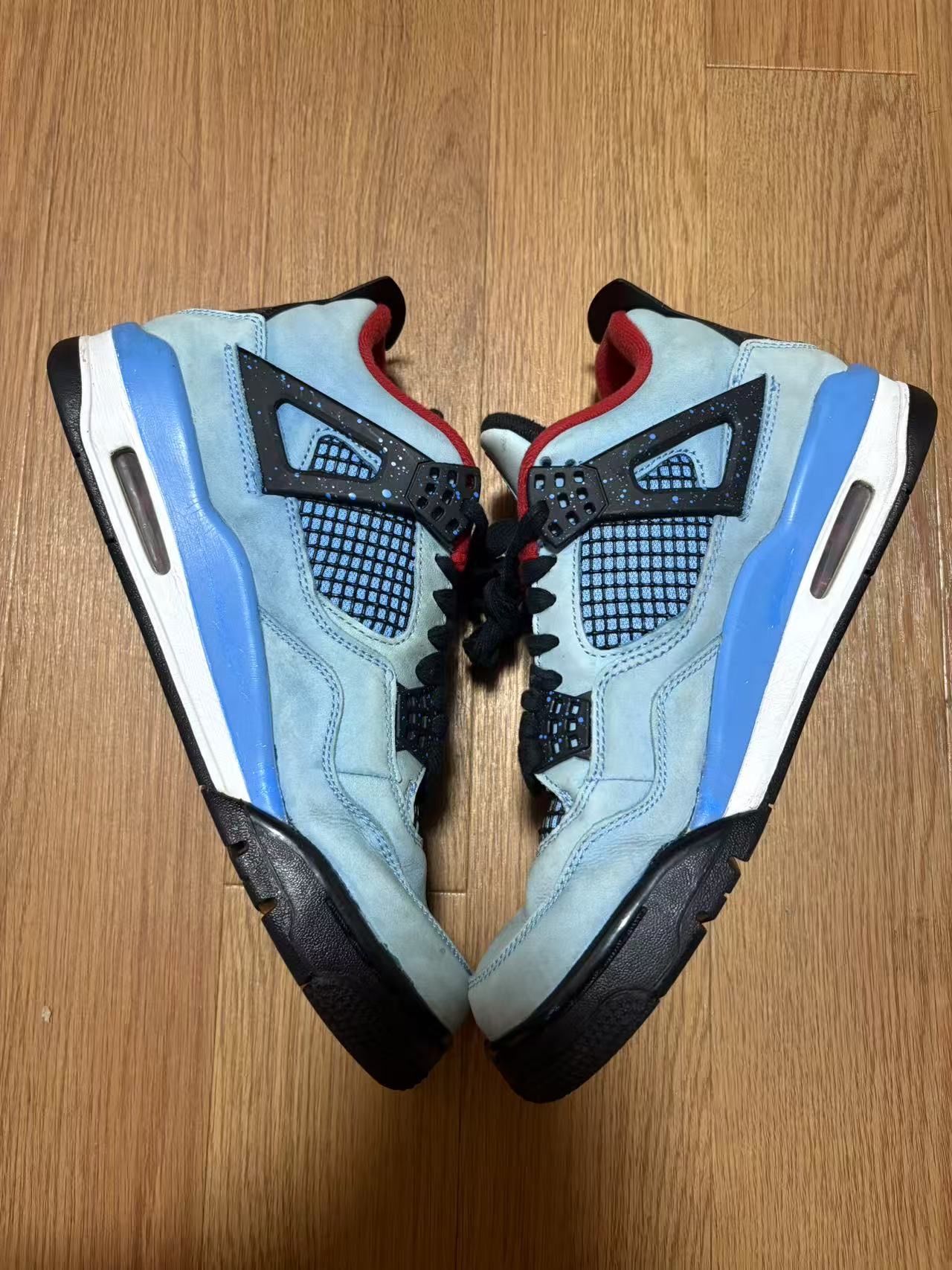 Travis Scott × Nike Air Jordan 4 Retro Cactus Jack "University Blue"
