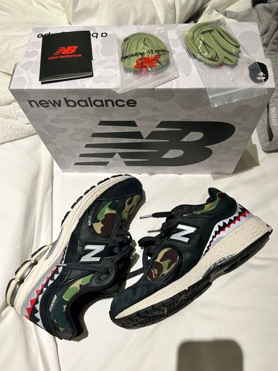 A BATHING APE × New Balance 2002R "Black"