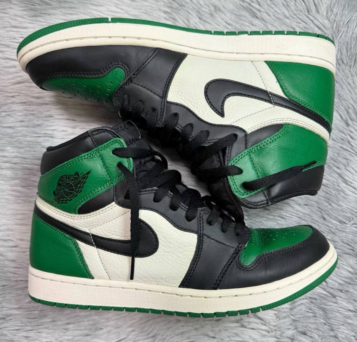 Nike Air Jordan 1 Retro High OG "Pine Green"(2018)