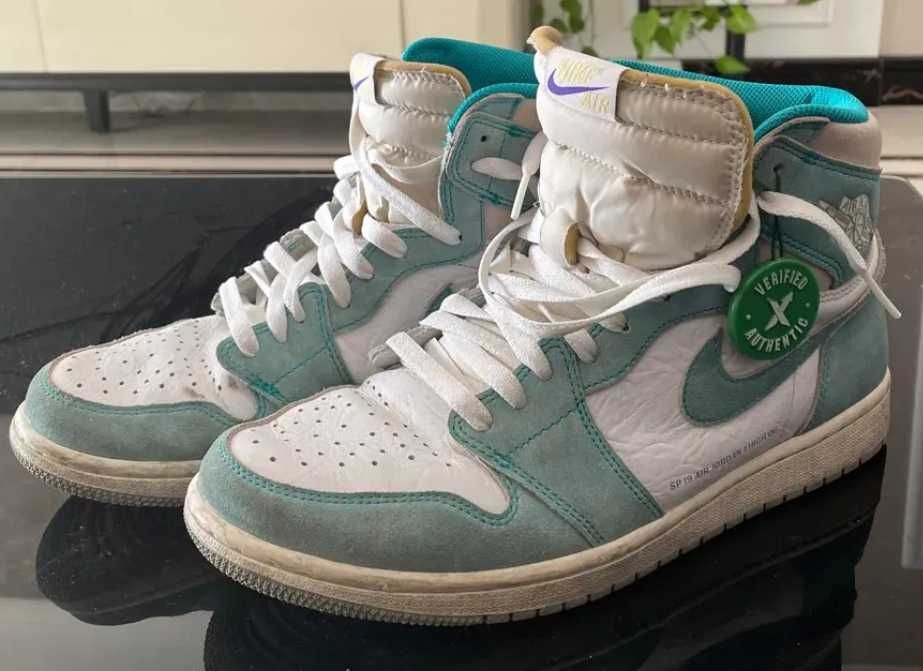Nike Air Jordan 1 Retro High OG "Turbo Green"