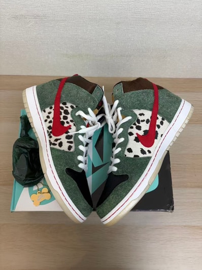 Nike SB Dunk High Pro QS "Dog Walker"