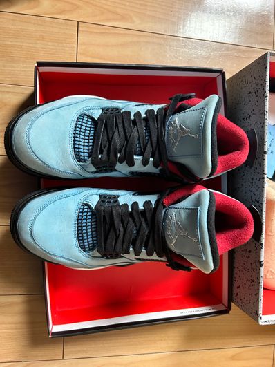 Travis Scott × Nike Air Jordan 4 Retro Cactus Jack "University Blue"