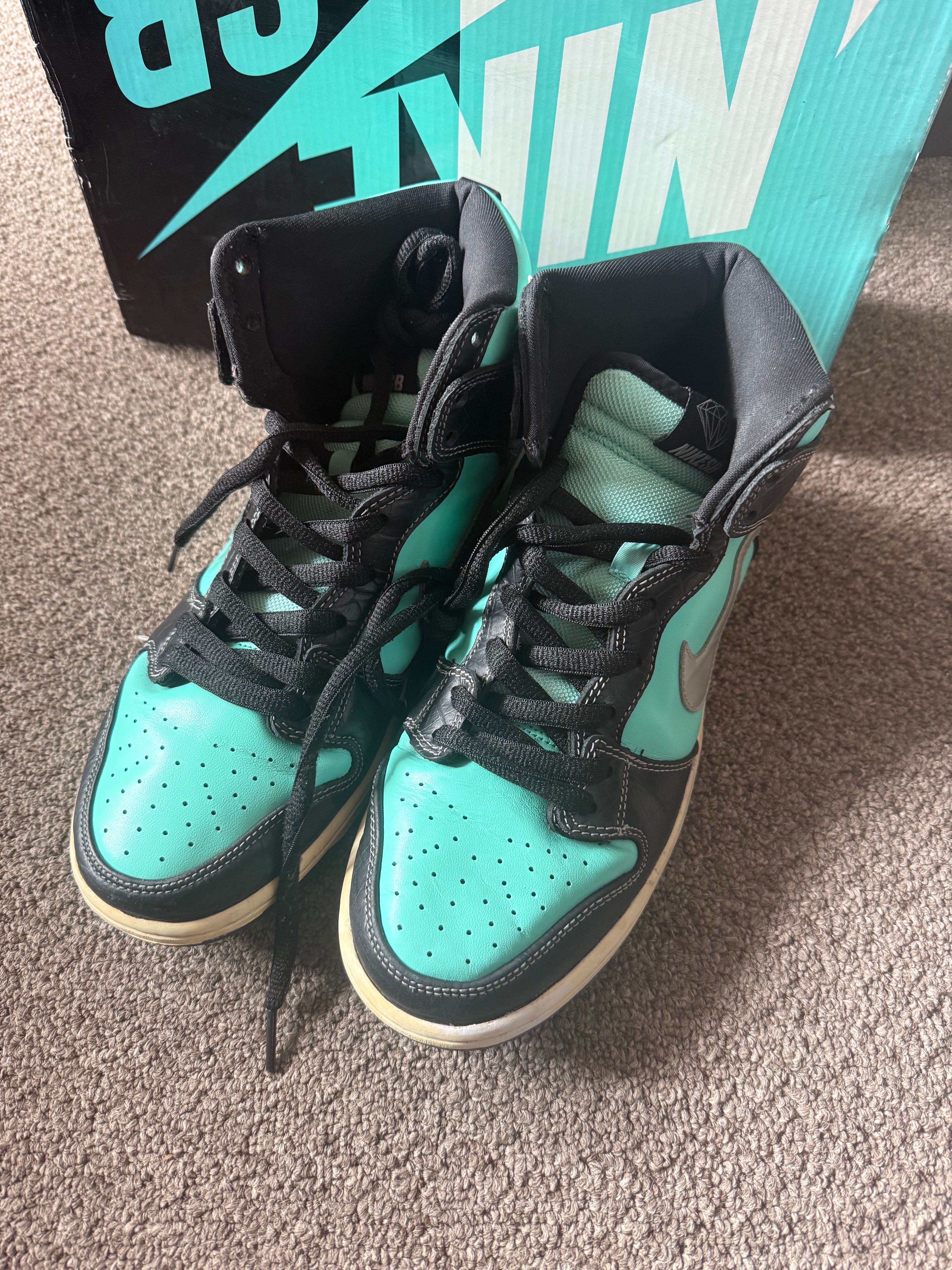 Diamond Supply × Nike SB Dunk High "Tiffany"