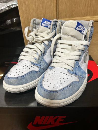 Nike Air Jordan 1 High OG "Hyper Royal"