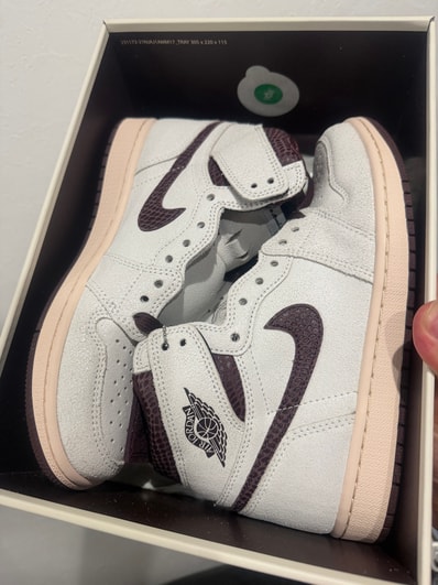 A Ma Maniere × Nike Air Jordan 1 Retro High OG "Sail and Burgundy"