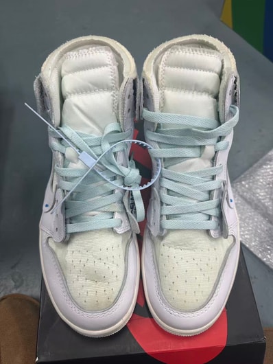 Off-White × Nike Air Jordan 1 Retro High "White"