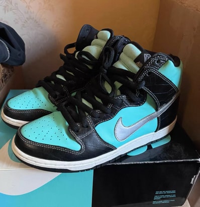 Diamond Supply × Nike SB Dunk High "Tiffany"
