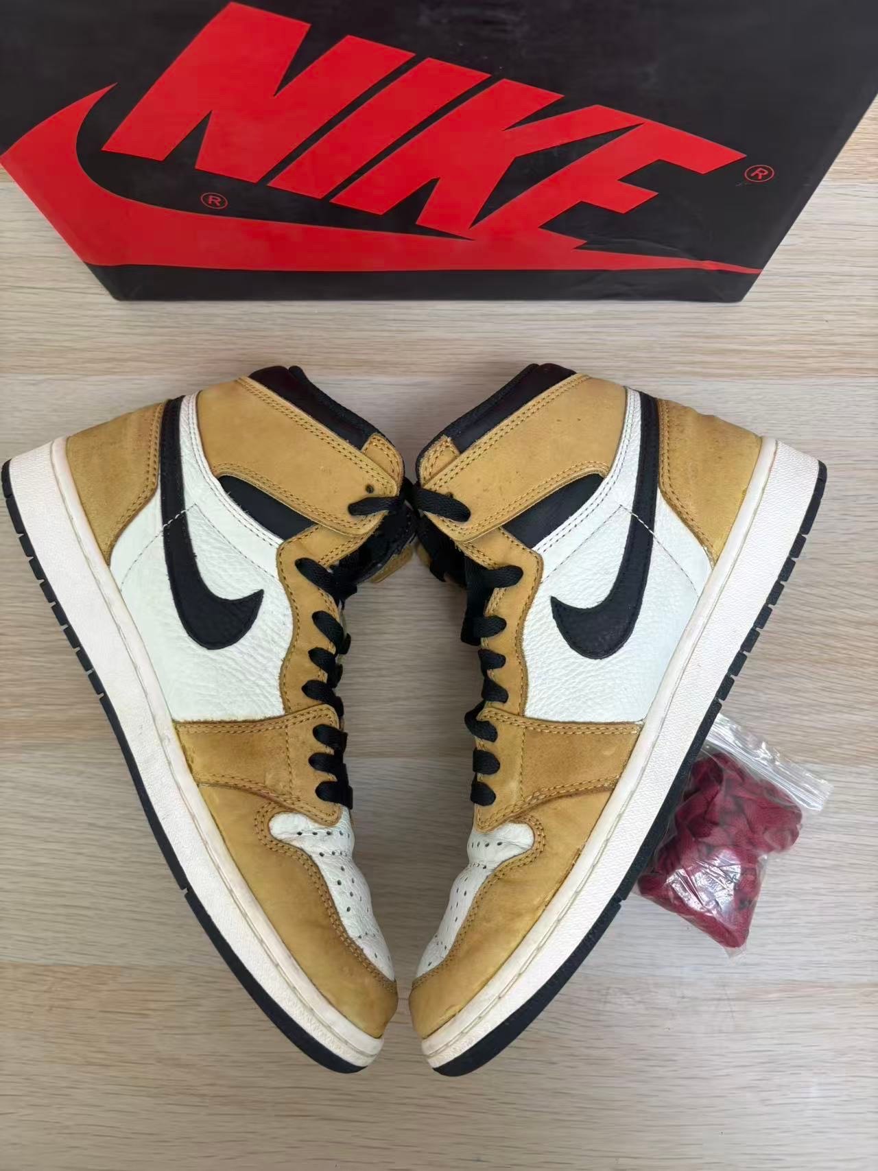 Nike Air Jordan 1 RETRO High "Rookie of The Year"