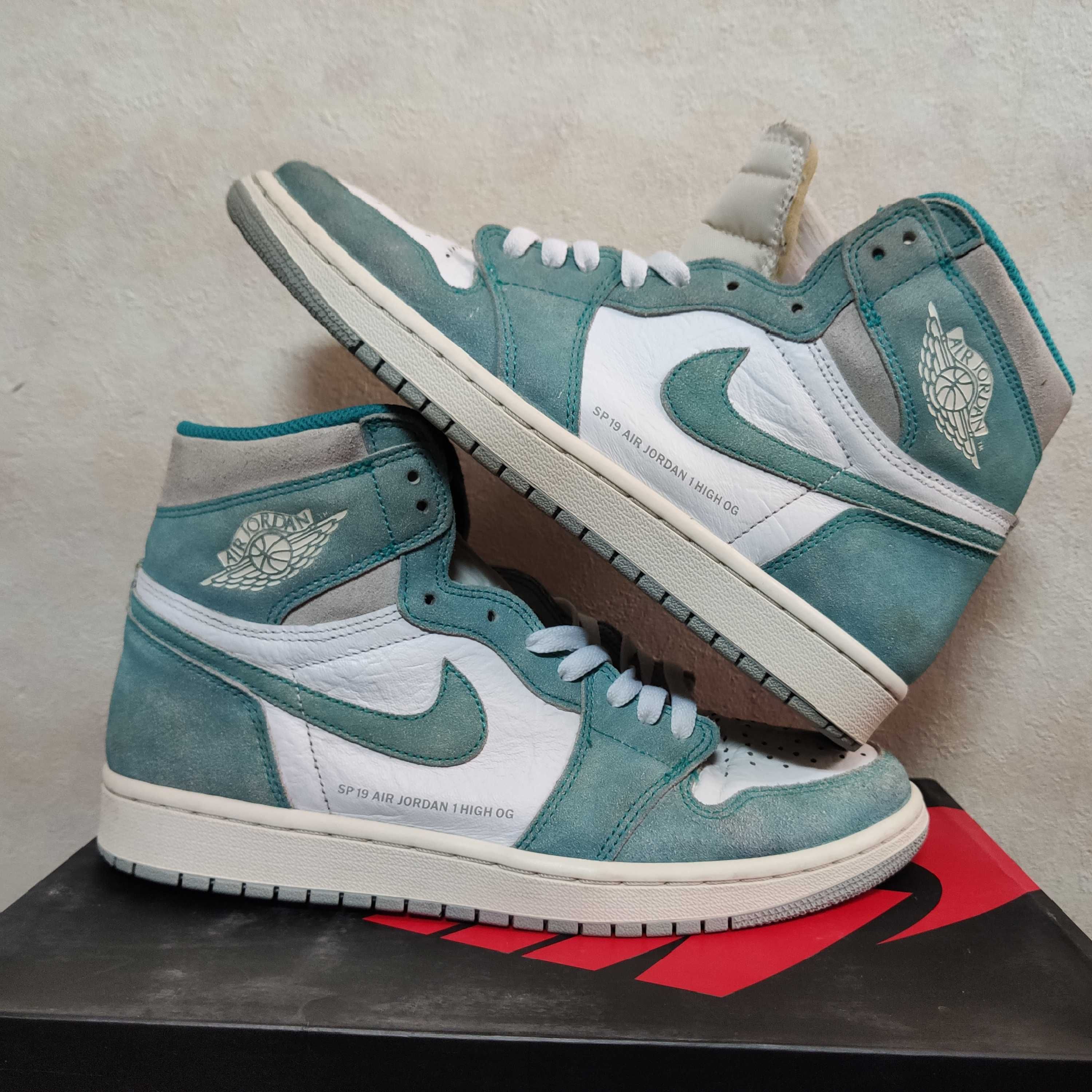 Nike Air Jordan 1 Retro High OG "Turbo Green"
