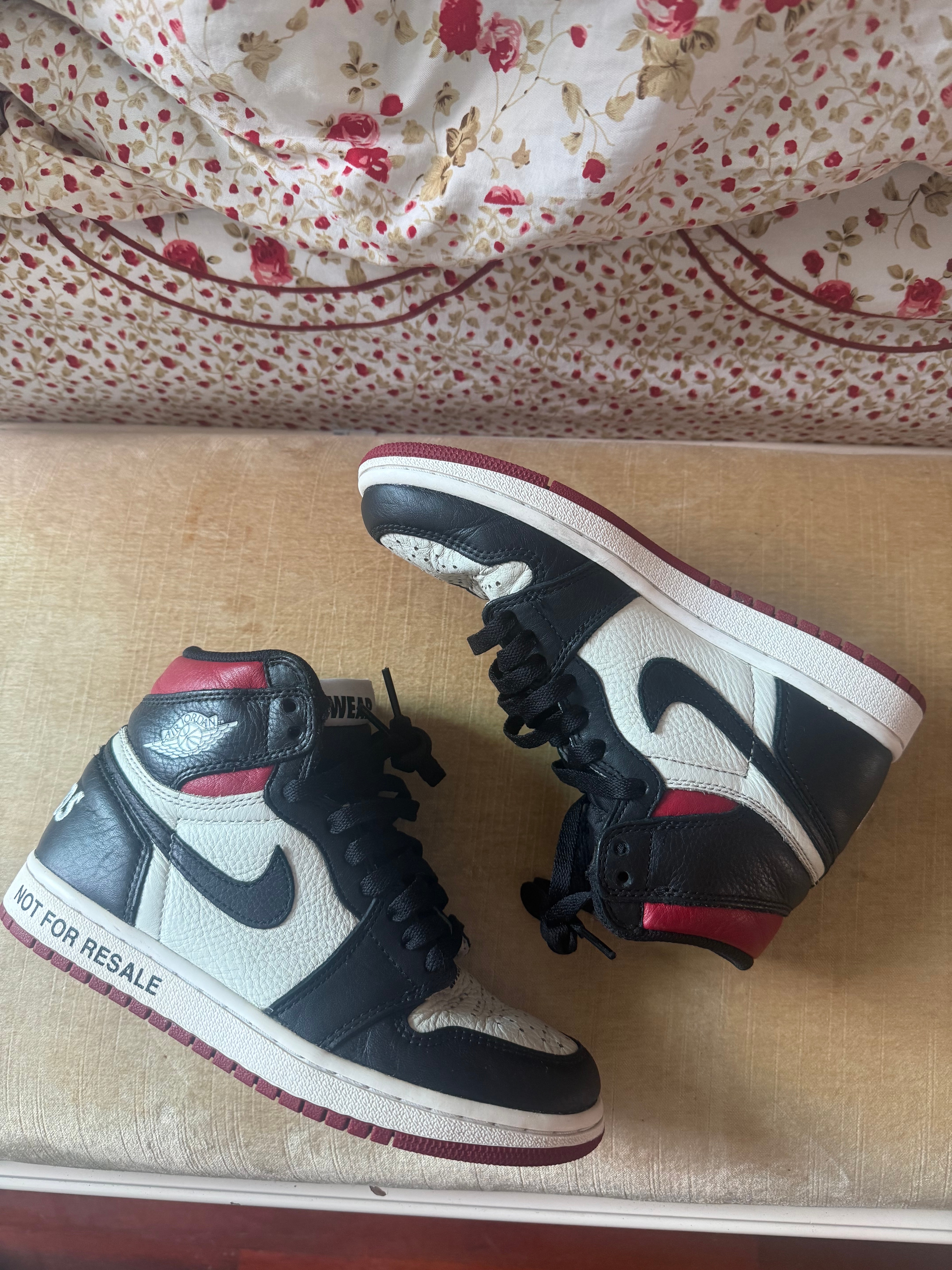 Nike Air Jordan 1 Retro High OG "Not for Resale"