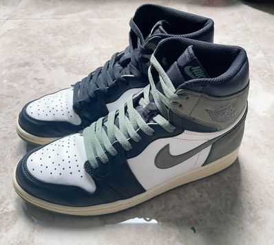 Nike Air Jordan 1 Retro High "Clay Green"