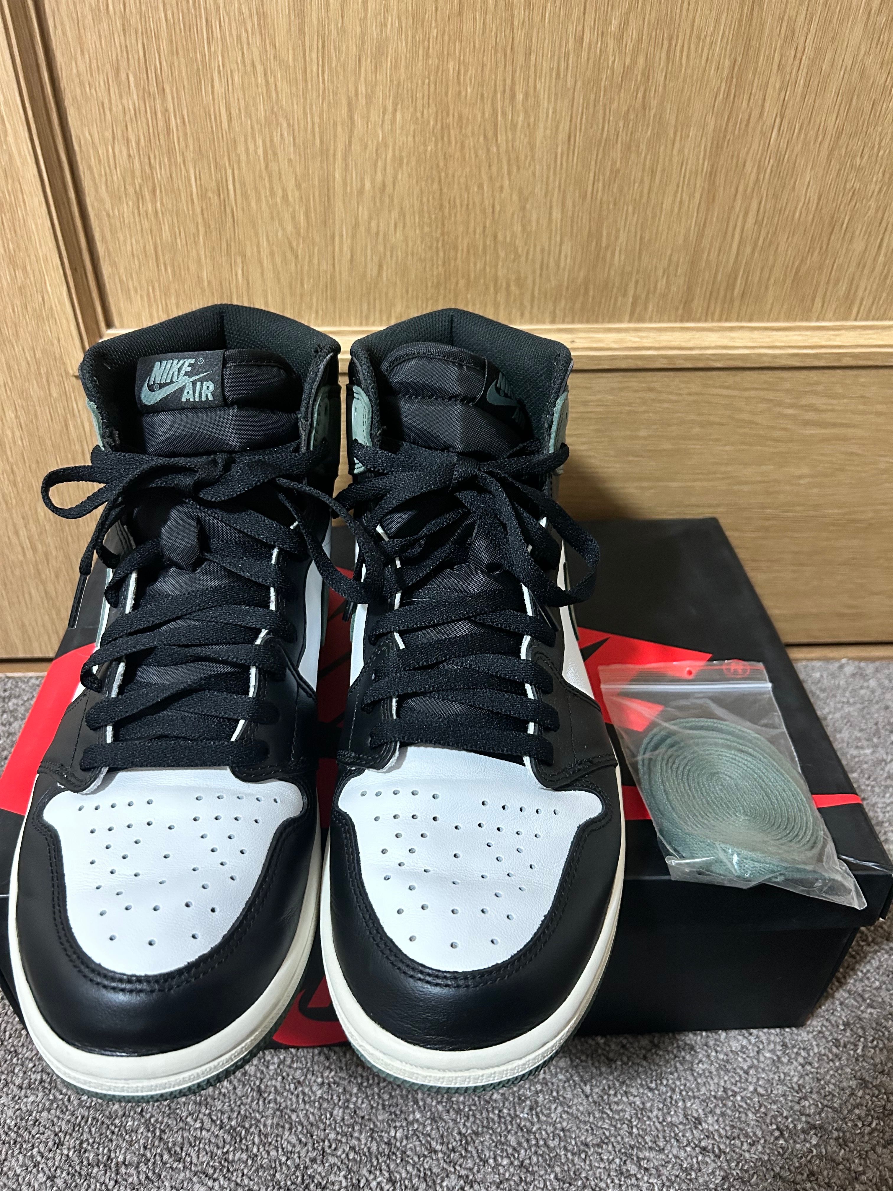 Nike Air Jordan 1 Retro High "Clay Green"