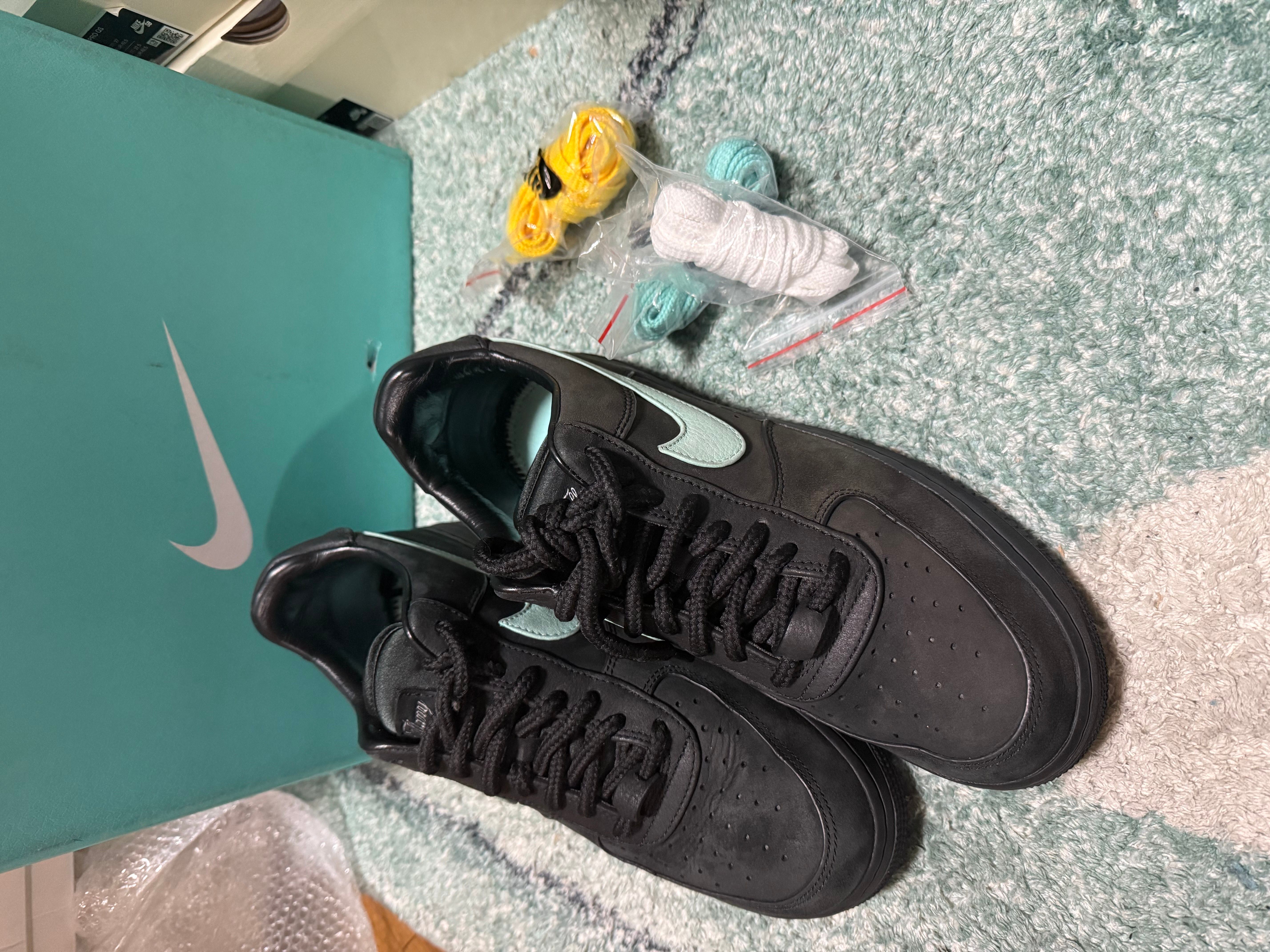 Tiffany & Co. × Nike Air Force 1 Low "1837"