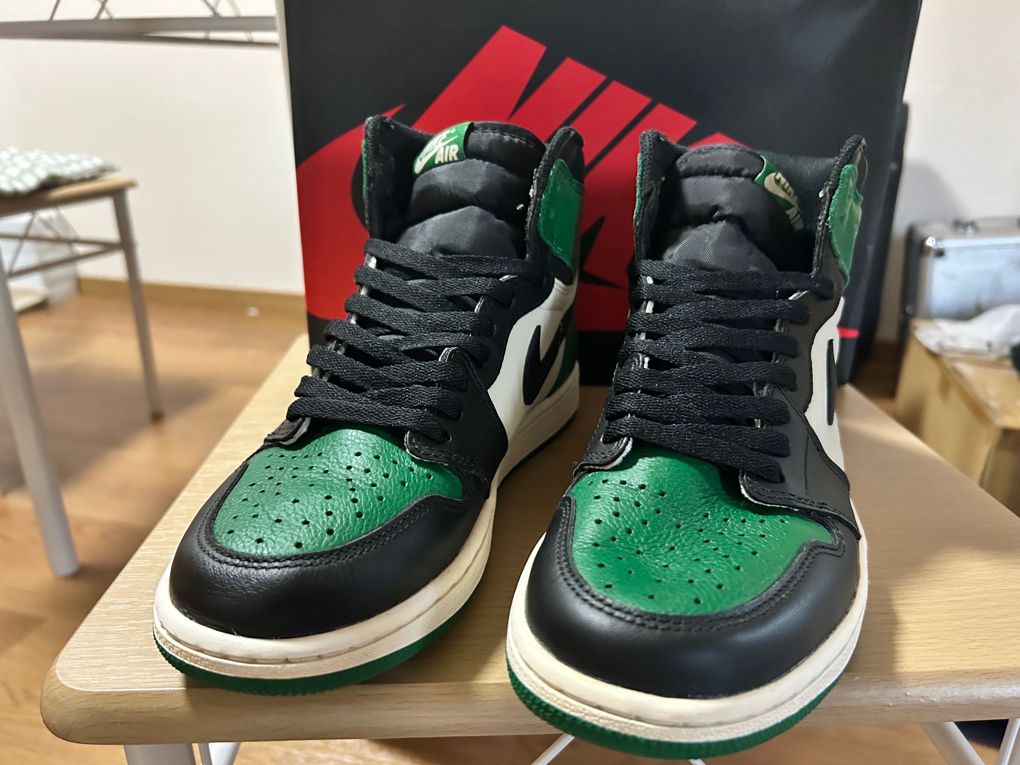 Nike Air Jordan 1 Retro High OG "Pine Green"(2018)