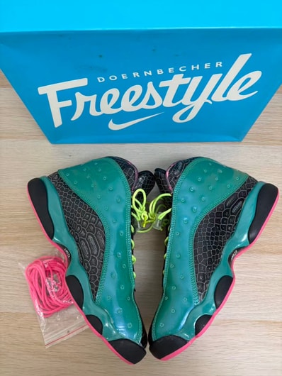 Nike Air Jordan 13 Retro "Doernbecher"
