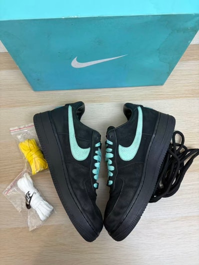 Tiffany & Co. × Nike Air Force 1 Low "1837"