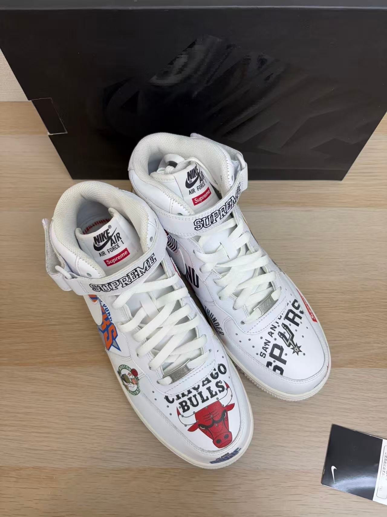 Supreme × NBA × Nike Air Force 1 Mid '07 "White"
