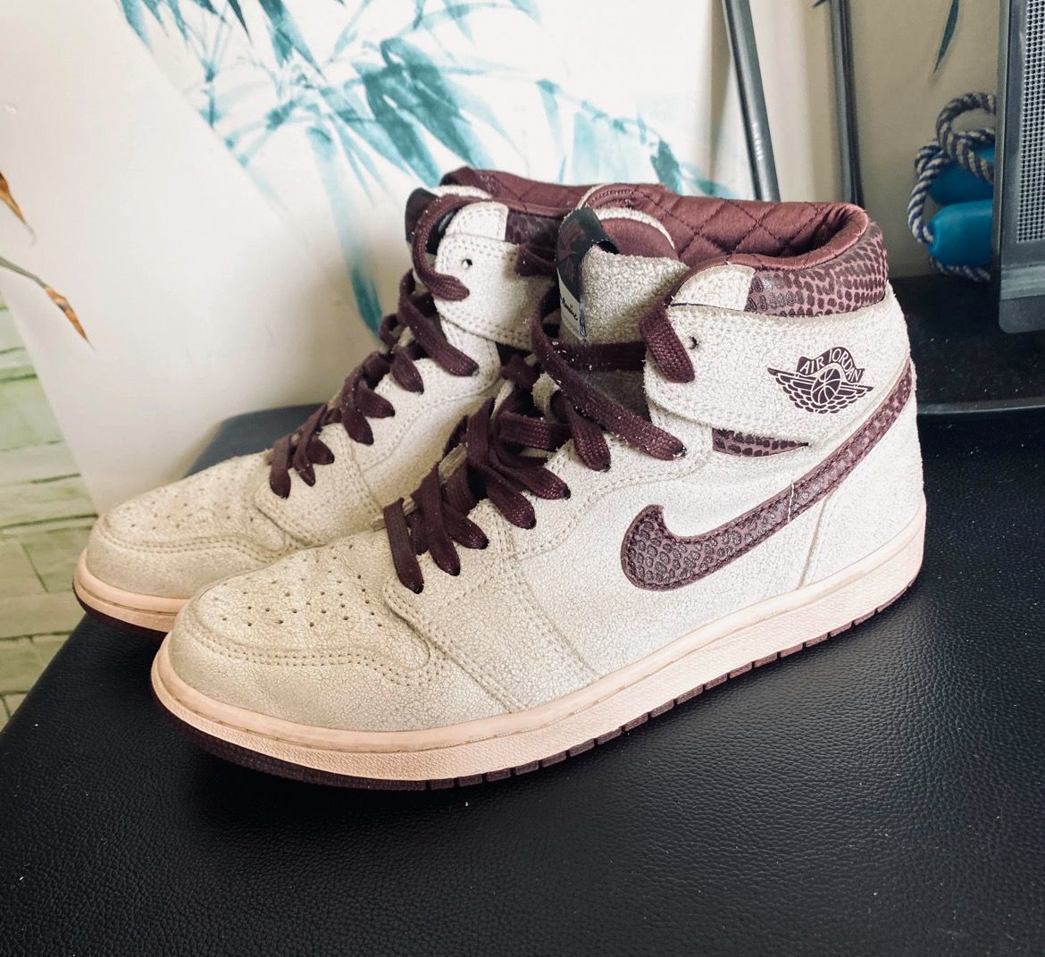 A Ma Maniere × Nike Air Jordan 1 Retro High OG "Sail and Burgundy"