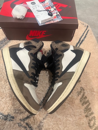 Travis Scott × Nike Air Jordan 1 Retro High OG TS SP "Sail/Dark Mocha"